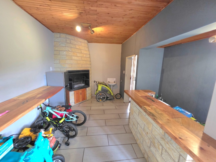 5 Bedroom Property for Sale in Panorama Free State